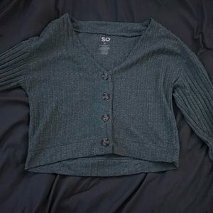 size small - from khols - a greenish teal color